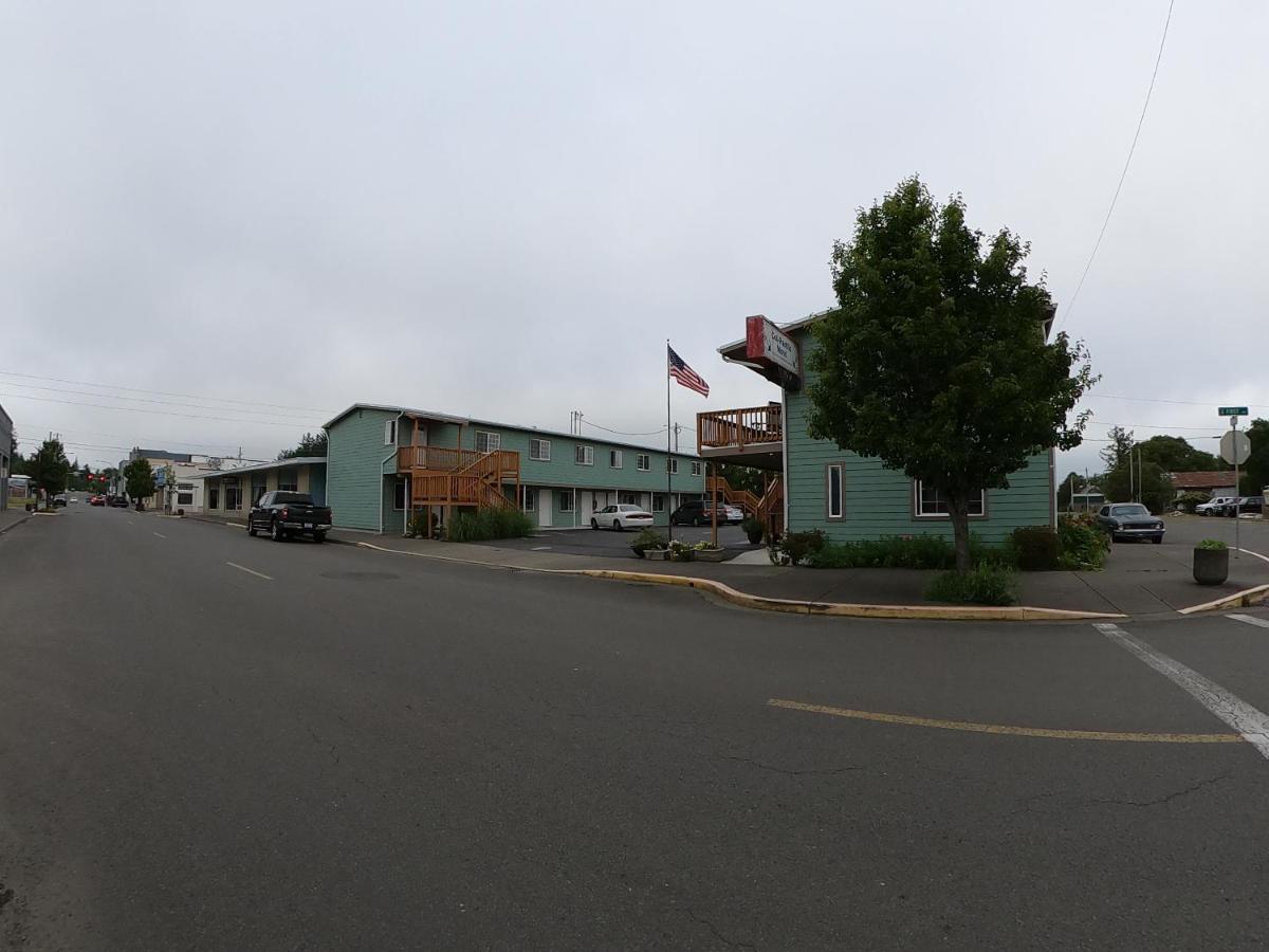 Col-Pacific Motel Ilwaco Екстер'єр фото