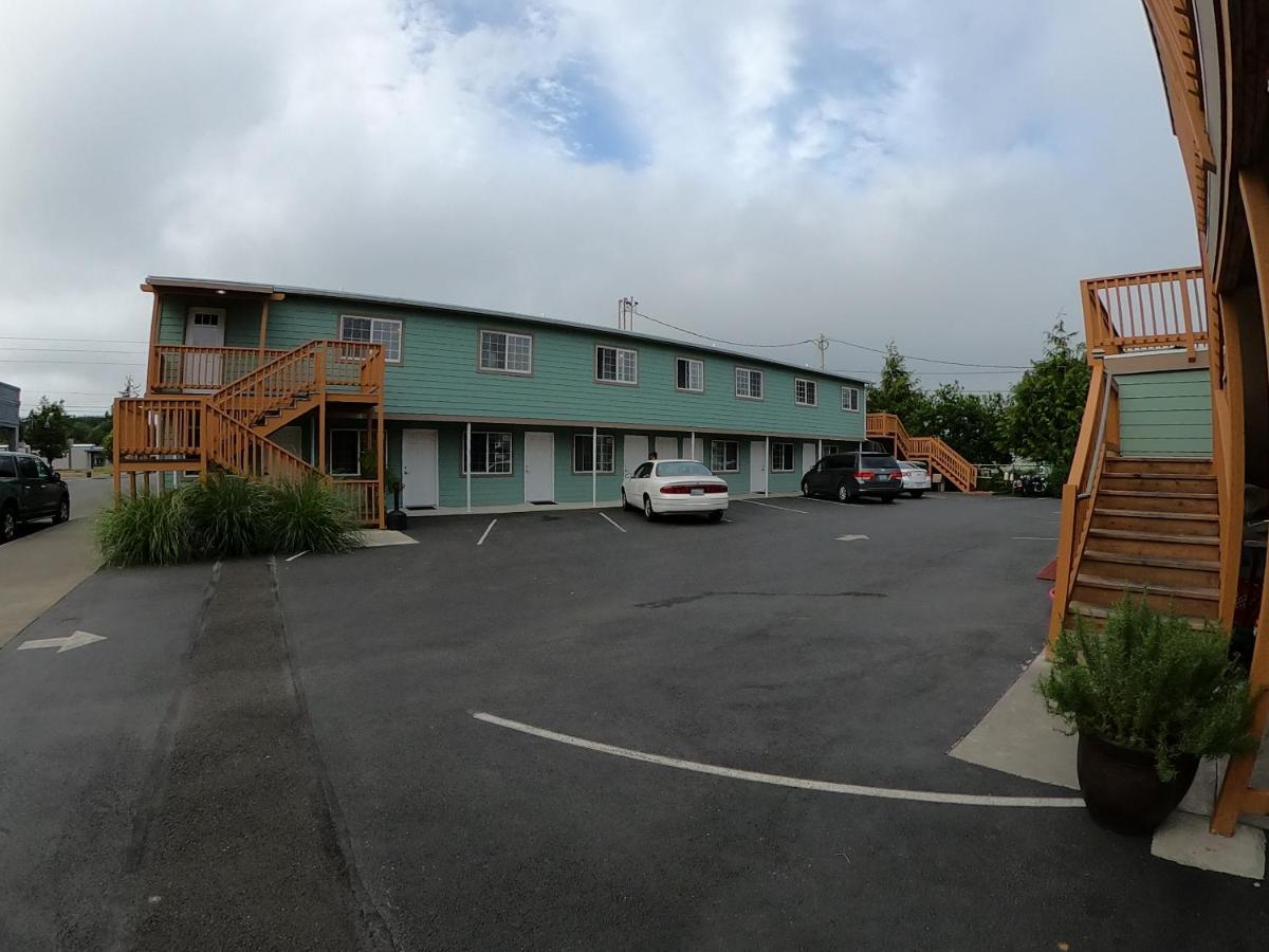 Col-Pacific Motel Ilwaco Екстер'єр фото