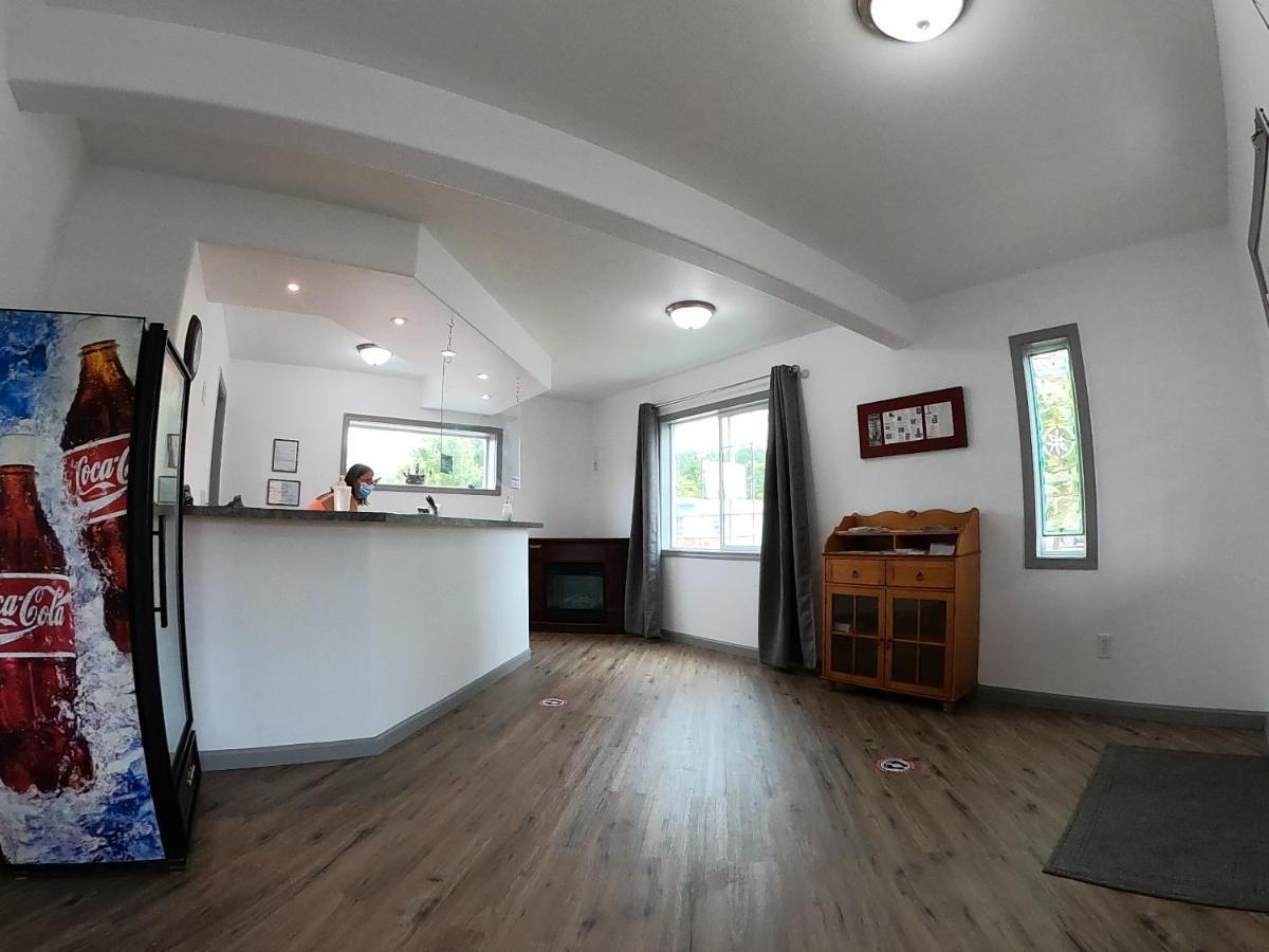 Col-Pacific Motel Ilwaco Екстер'єр фото