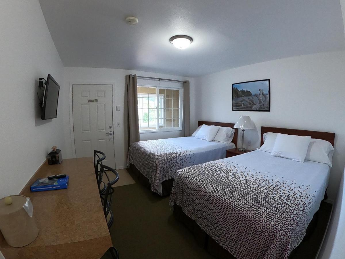 Col-Pacific Motel Ilwaco Екстер'єр фото